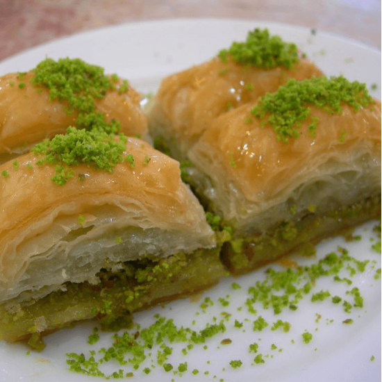 Antep Fıstıklı Özel Baklava